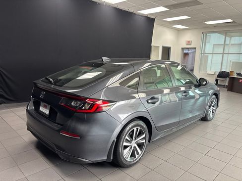 Used 2023 Honda Civic LX image 3