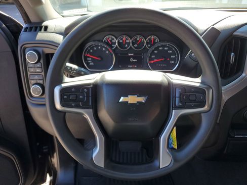 Used 2022 Chevrolet Silverado 1500 Custom w/ Safety Confidence Package image 62