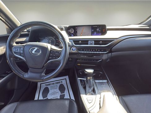 Used 2022 Lexus UX 250h w/ Accessory Package (Z1) image 9