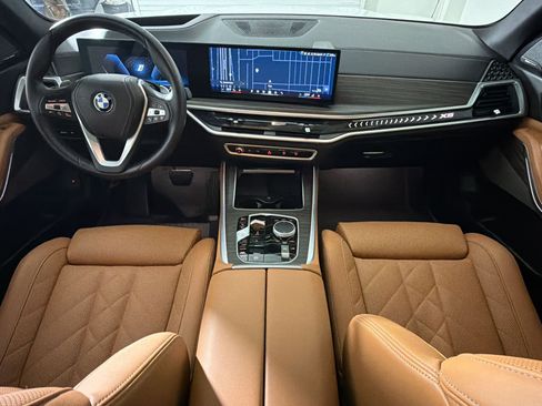 Used 2025 BMW X5 xDrive50e w/ Premium Package AWD/4WD image 23