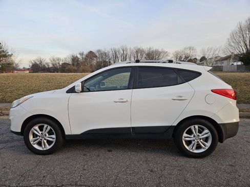Used 2013 Hyundai Tucson GLS image 2