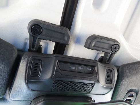 New 2025 Jeep Gladiator Sport image 26