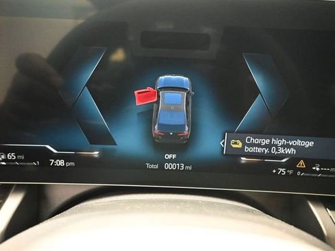 New 2027 BMW 550e xDrive w/ Executive Package AWD/4WD image 12