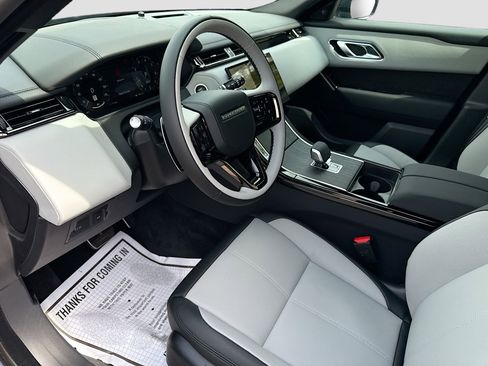 New 2026 Land Rover Range Rover Velar Dynamic SE image 25