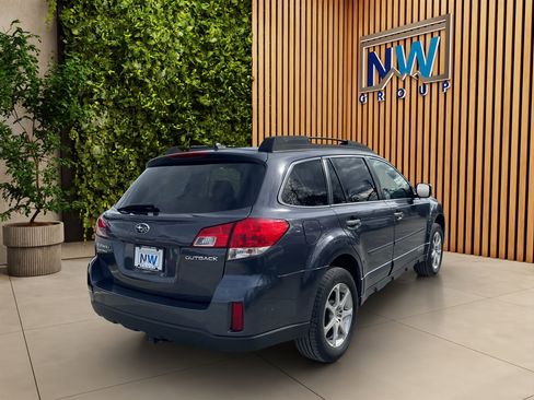 Used 2014 Subaru Outback 2.5i Limited image 30