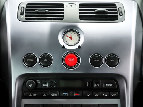 Used 2003 Aston Martin Vanquish image 29