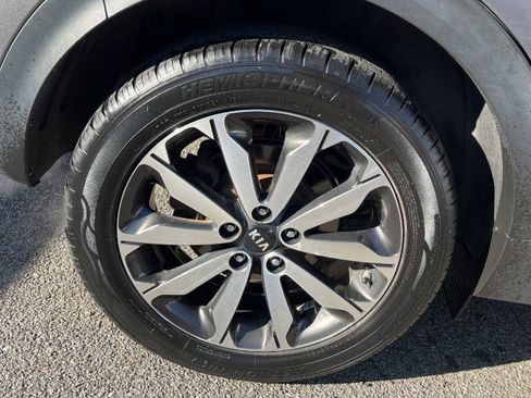 Used 2017 Kia Sportage EX image 16