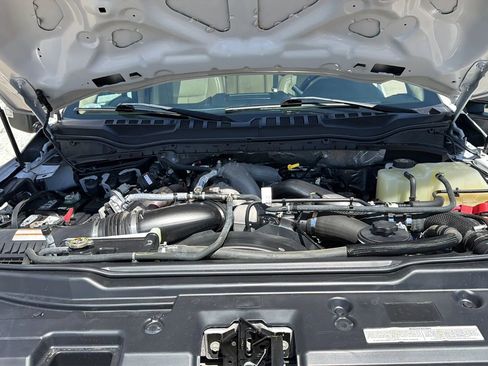 Used 2021 Ford F350 Lariat w/ Lariat Ultimate Package AWD/4WD image 25