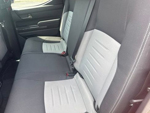 Used 2025 Toyota Tacoma TRD Sport AWD/4WD image 21