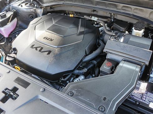 Used 2023 Kia Telluride S image 33