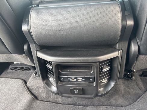 Used 2025 RAM 1500 Laramie AWD/4WD image 28