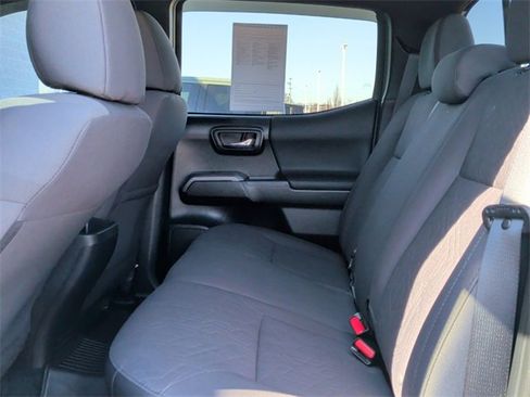 Certified 2019 Toyota Tacoma TRD Sport image 25