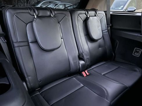 Used 2024 Lincoln Aviator Reserve w/ Elements Package Plus image 17