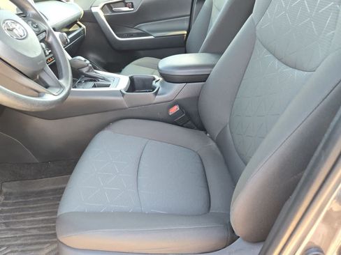 Used 2024 Toyota RAV4 XLE FWD image 14