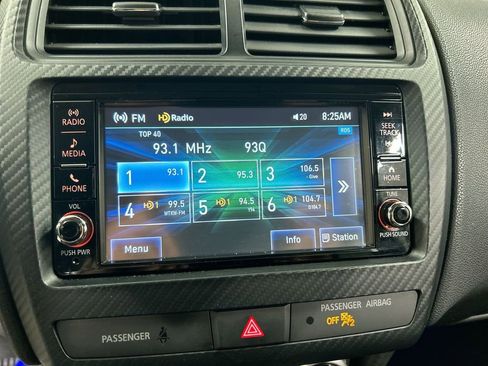 Used 2021 Mitsubishi Outlander Sport Black Edition image 14