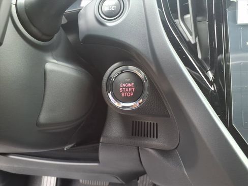 New 2025 Subaru Forester Touring image 10