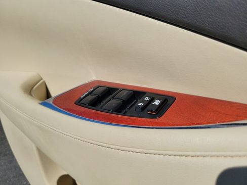 Used 2012 Lexus ES 350 FWD image 17