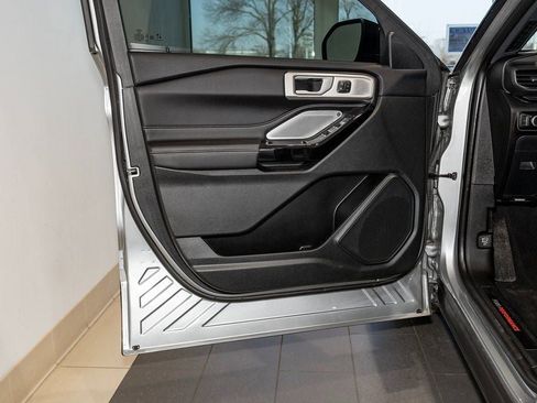 Used 2023 Ford Explorer ST w/ Equipment Group 401A image 12