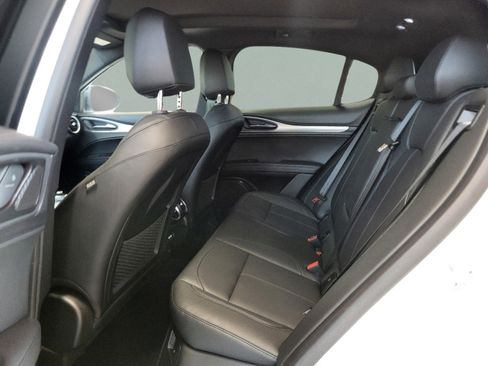 New 2025 Alfa Romeo Stelvio Sprint AWD/4WD image 22