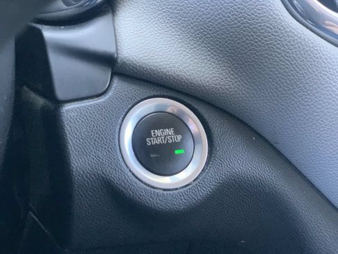 Certified 2019 Chevrolet Equinox LS FWD image 14