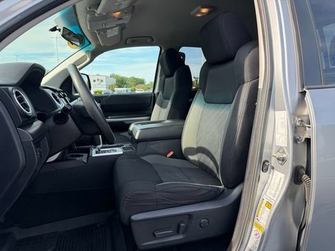 Used 2017 Toyota Tundra SR AWD/4WD image 14