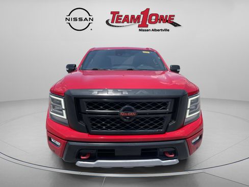 Used 2021 Nissan Titan PRO-4X w/ Pro-4x Convenience Package AWD/4WD image 2