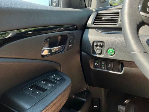 Used 2022 Honda Pilot Elite image 26