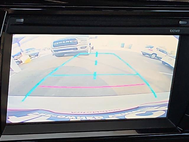 Used 2015 Toyota Corolla LE FWD image 12