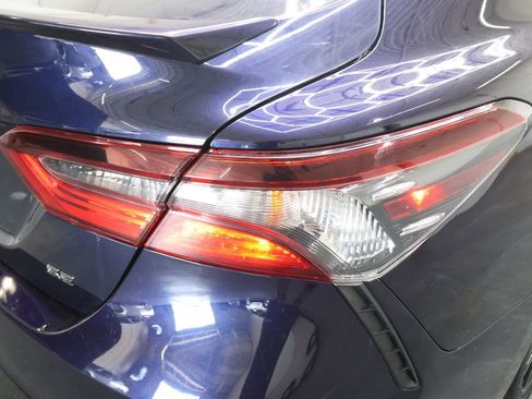 Used 2021 Toyota Camry SE FWD image 31