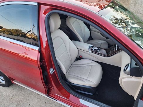 Used 2017 Mercedes-Benz C 300 4MATIC Sedan image 15