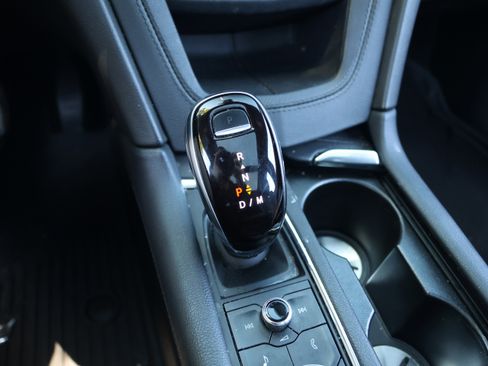 Used 2022 Cadillac XT5 Premium Luxury w/ LPO, Floor Liner Package image 30