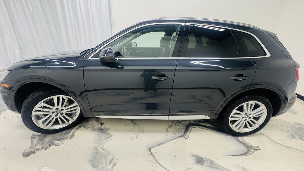 Used 2018 Audi Q5 2.0T Premium Plus w/ Premium Plus Package AWD/4WD image 5