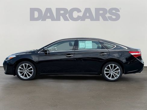 Used 2015 Toyota Avalon XLE Touring FWD image 4