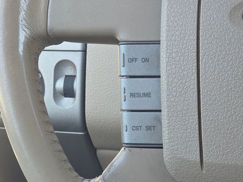 Used 2004 Ford F150 Lariat AWD/4WD image 19