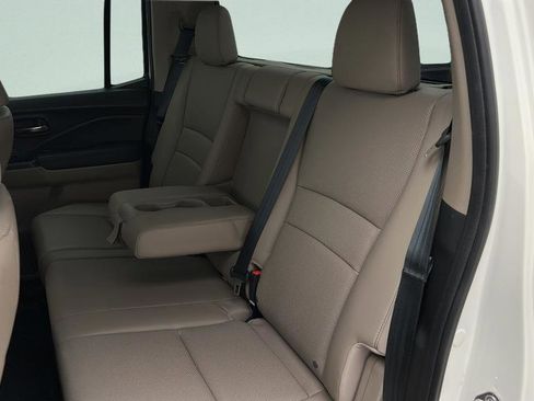 Used 2017 Honda Ridgeline RTL-T image 12