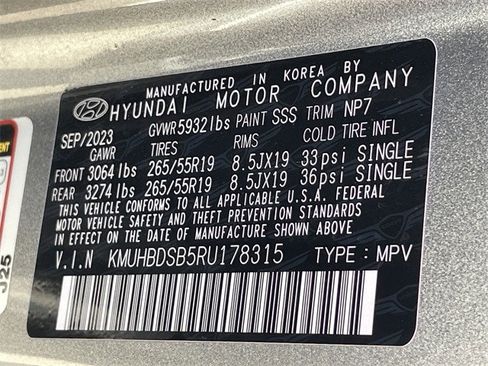 Used 2024 Genesis GV80 2.5T image 32