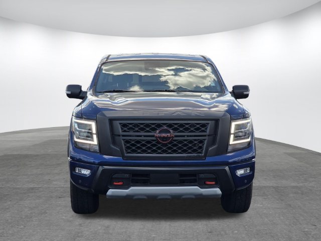 Used 2023 Nissan Titan PRO-4X w/ Pro-4x Convenience Package AWD/4WD image 2
