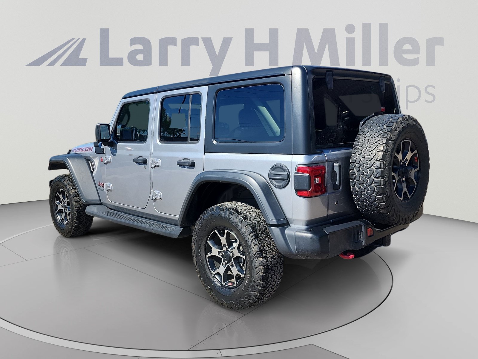 Used 2018 Jeep Wrangler Unlimited Rubicon AWD/4WD image 3