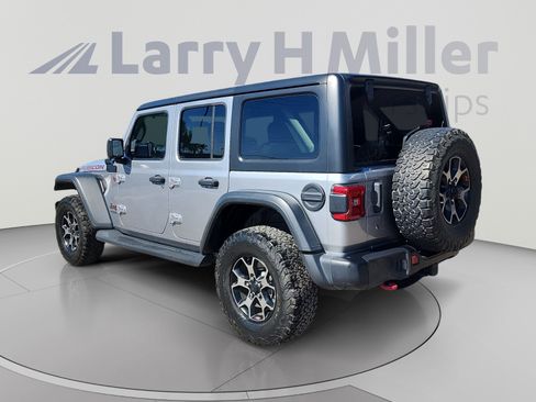 Used 2018 Jeep Wrangler Unlimited Rubicon AWD/4WD image 3