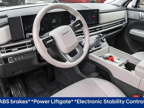 Certified 2026 Hyundai Santa Fe SE AWD/4WD image 5