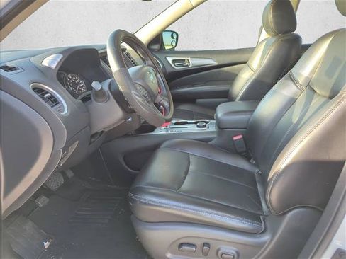 Used 2018 Nissan Pathfinder SL w/ Midnight Edition Package AWD/4WD image 12