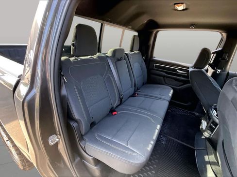Used 2019 RAM 1500 Big Horn AWD/4WD image 19