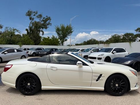 Used 2013 Mercedes-Benz SL 550 image 18