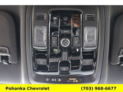 New 2026 Chevrolet Suburban High Country w/ Sun And Tow Package image 17