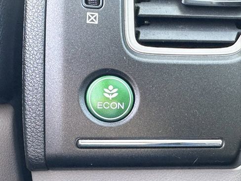 Used 2015 Honda Civic LX image 37