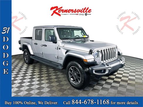 Used 2020 Jeep Gladiator Overland image 1