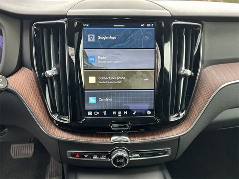 Used 2023 Volvo XC60 B5 Plus w/ Climate Package image 20