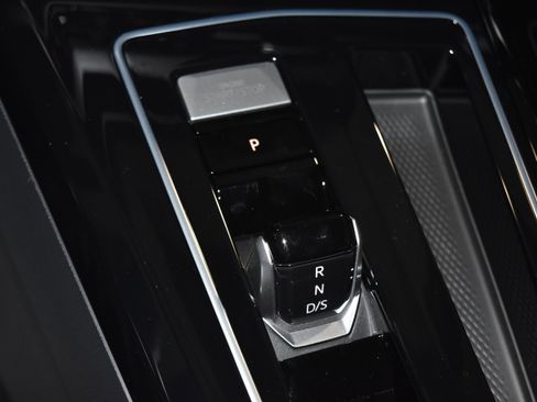 New 2026 Volkswagen Golf image 11