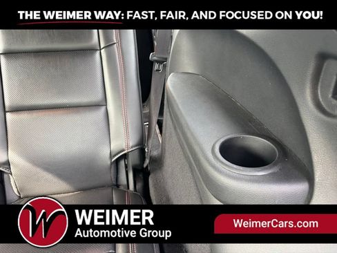 Used 2024 Dodge Durango GT AWD/4WD image 14