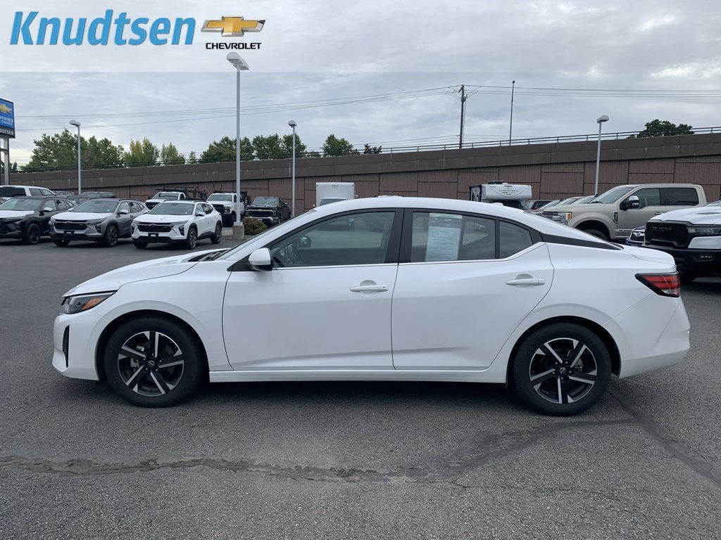 Used 2024 Nissan Sentra SV FWD image 4